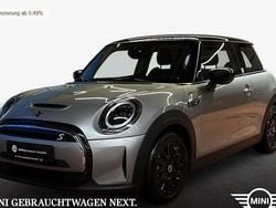 Silber Gebraucht 2023 Mini Cooper SE Classic Kleinwagen | 19.890 € (Fairer Preis)