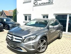 Mountaingrau Gebraucht 2016 Mercedes GLA200 Urban SUV | 17.450 € (Fairer Preis)