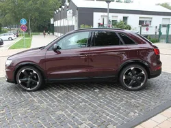 Rot Gebraucht 2017 Audi Q3 Sport SUV | 27.950 €