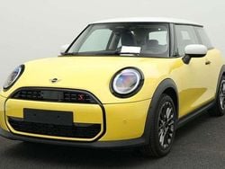 Gelb Gebraucht 2024 Mini Cooper S Classic Kleinwagen | 24.946 € (Guter Preis)