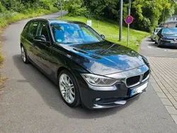 Schwarz Gebraucht 2013 BMW 320 Sport Line Kombi | 7.999 € (Fairer Preis)