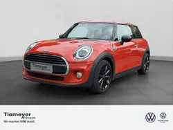 Orange Gebraucht 2019 Mini ONE Kleinwagen | 15.480 € (Etwas zu teuer)