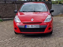Rot Gebraucht 2012 Renault Clio IV Kleinwagen | 2.300 € (Guter Preis)