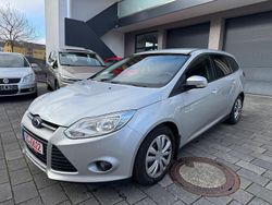 Silber Gebraucht 2011 Ford Focus Trend Kombi | 2.300 € (Guter Preis)
