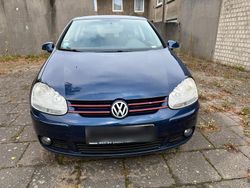Blau Gebraucht 2007 VW Golf V Kleinwagen | 3.399 €