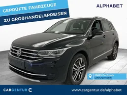 Deep black perleffekt Gebraucht 2022 VW Tiguan Elegance SUV | 28.190 € (Guter Preis)