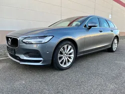 Grau Gebraucht 2017 Volvo V90 Momentum Kombi | 18.980 € (Fairer Preis)