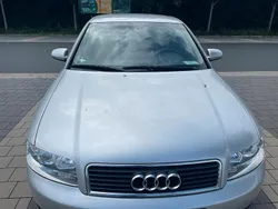 Silber Gebraucht 2002 Audi A4 Limousine | 3.000 € (Fairer Preis)
