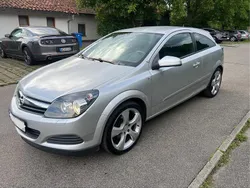 Silber Gebraucht 2007 Opel Astra Coupé | 1.800 € (Guter Preis)