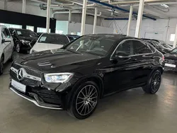 Schwarz Gebraucht 2019 Mercedes GLC200 AMG line SUV | 42.890 €