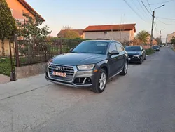 Grau Gebraucht 2018 Audi Q5 Design SUV | 23.000 € (Guter Preis)