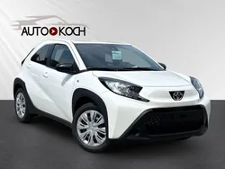 Weiß Neu 2025 Toyota Aygo Play Kleinwagen | 18.440 €