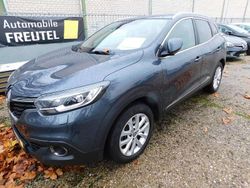 Grau Gebraucht 2018 Renault Kadjar Collection SUV | 13.980 € (Fairer Preis)