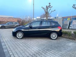 Schwarz Gebraucht 2017 BMW 218 Active Tourer Sport Line Van / Kleinbus | 10.450 € (Guter Preis)