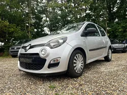 Grau Gebraucht 2012 Renault Twingo Authentique Kleinwagen | 3.900 € (Etwas zu teuer)