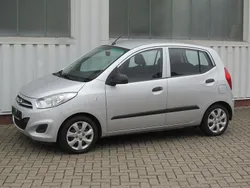 Silber Gebraucht 2011 Hyundai i10 Kleinwagen | 2.500 € (Fairer Preis)
