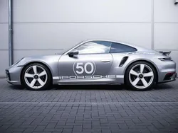 Gtsilbermetallic Neu 2025 Porsche 992 Coupé | 317.900 €