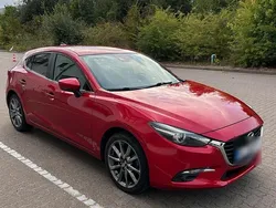 Rot Gebraucht 2017 Mazda 2 Sports-Line Kleinwagen | 15.990 € (Etwas zu teuer)