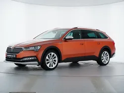 Tangarine orange met. Gebraucht 2023 Skoda Superb Kombi | 38.889 € (Fairer Preis)