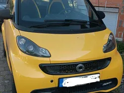 Gelb Gebraucht 2013 Smart ForTwo Coupé Kleinwagen | 7.800 € (Etwas zu teuer)