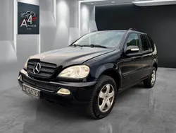 Schwarz Gebraucht 2002 Mercedes ML270 SUV | 3.999 € (Guter Preis)