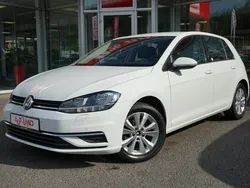 Blau Gebraucht 2015 VW Golf VII Trendline Limousine | 17.990 €