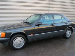 Schwarz Gebraucht 1991 Mercedes 190 Limousine | 19.990 €