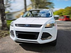 Weiß Gebraucht 2015 Ford Kuga Titanium SUV | 7.800 € (Guter Preis)