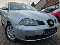 Silber Gebraucht 2006 Seat Ibiza Reference Limousine | 2.499 € (Fairer Preis)