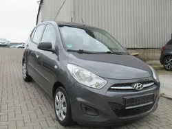 Grau Gebraucht 2013 Hyundai i10 Edition Kleinwagen | 4.790 € (Fairer Preis)
