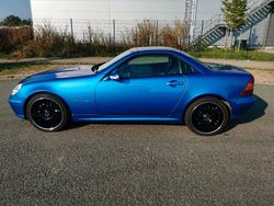 Blau Gebraucht 2000 Mercedes SLK200 Cabrio | 9.500 €