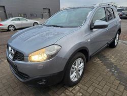 Blau Gebraucht 2011 Nissan Qashqai +2 Tekna SUV | 8.990 € (Fairer Preis)