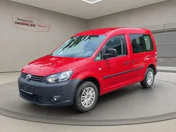 Rot Gebraucht 2015 VW Caddy Van / Kleinbus | 13.800 € (Etwas zu teuer)
