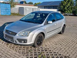 Silber Gebraucht 2007 Ford Focus Fun X Limousine | 2.850 € (Fairer Preis)