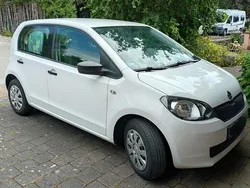 Weiß Gebraucht 2015 Skoda Citigo Active Kleinwagen | 5.000 € (Guter Preis)