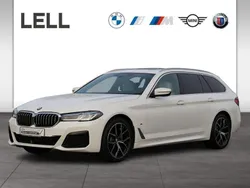 Weiß Gebraucht 2022 BMW 520 M Sport Kombi | 38.750 € (Teuer)