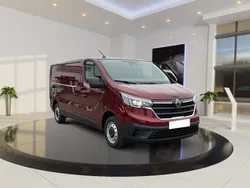 Karmesinrot Neu 2024 Renault Trafic Komfort Van | 30.579 € (Superpreis)