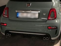 Grün Gebraucht 2020 Abarth 695 Kleinwagen | 26.000 € (Etwas zu teuer)