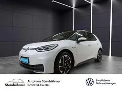Gletscherweiss (weiß) Gebraucht 2022 VW ID.3 Pure Kleinwagen | 24.435 € (Etwas zu teuer)