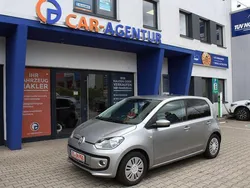 Silber Gebraucht 2015 VW up! move up! Kleinwagen | 7.900 € (Fairer Preis)