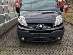 Schwarz Gebraucht 2011 Renault Trafic Van / Kleinbus | 8.500 € (Fairer Preis)