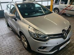 Silber Gebraucht 2019 Renault Clio GrandTour LIMITED Kombi | 8.750 € (Fairer Preis)