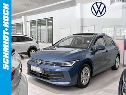 Anemonenblau Gebraucht 2024 VW Golf VIII Life Limousine | 28.450 € (Etwas zu teuer)