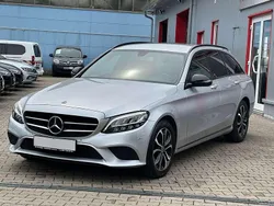 Iridiumsilber Gebraucht 2017 Mercedes C200 Kombi | 19.995 €