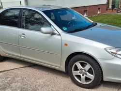 Grün Gebraucht 2003 Toyota Camry Limousine | 2.599 € (Fairer Preis)