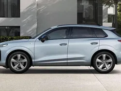 Pfeilgrau perleffekt Neu 2025 Audi Q3 S-Line SUV | 55.403 € (Fairer Preis)
