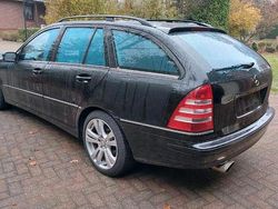 Schwarz Gebraucht 2004 Mercedes C230 Avantgarde Kombi | 1.400 € (Guter Preis)
