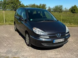 Grau Gebraucht 2008 Peugeot 807 Van / Kleinbus | 3.300 € (Fairer Preis)