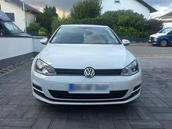 Weiß Gebraucht 2014 VW Golf VII Limousine | 7.299 € (Fairer Preis)
