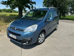 Blau Gebraucht 2017 Citroën Berlingo SELECTION Van / Kleinbus | 8.990 € (Fairer Preis)